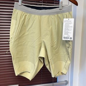 Surge Hybrid Short 9”